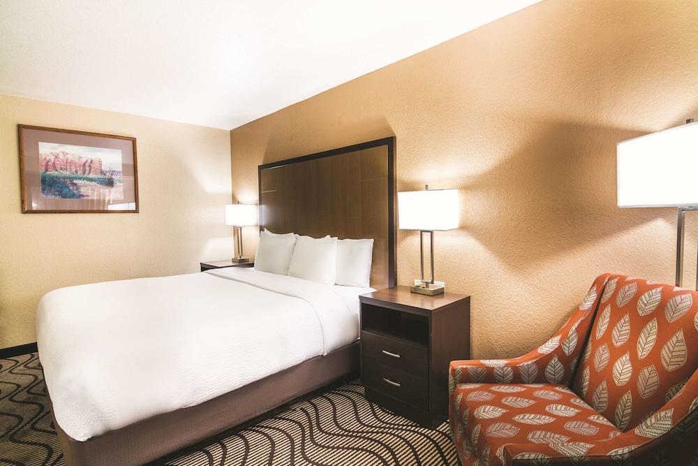 La Quinta By Wyndham Las Vegas Redrock/Summerlin Extérieur photo