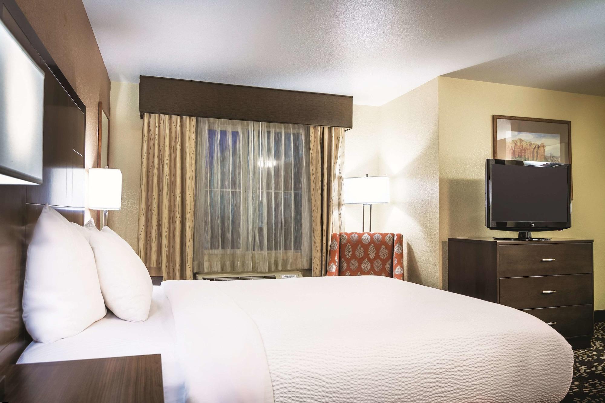 La Quinta By Wyndham Las Vegas Redrock/Summerlin Extérieur photo