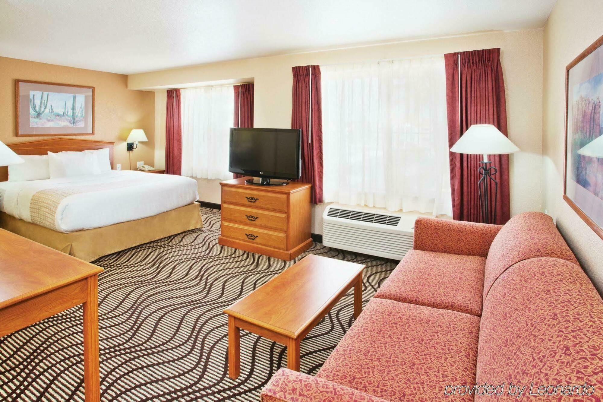 La Quinta By Wyndham Las Vegas Redrock/Summerlin Extérieur photo